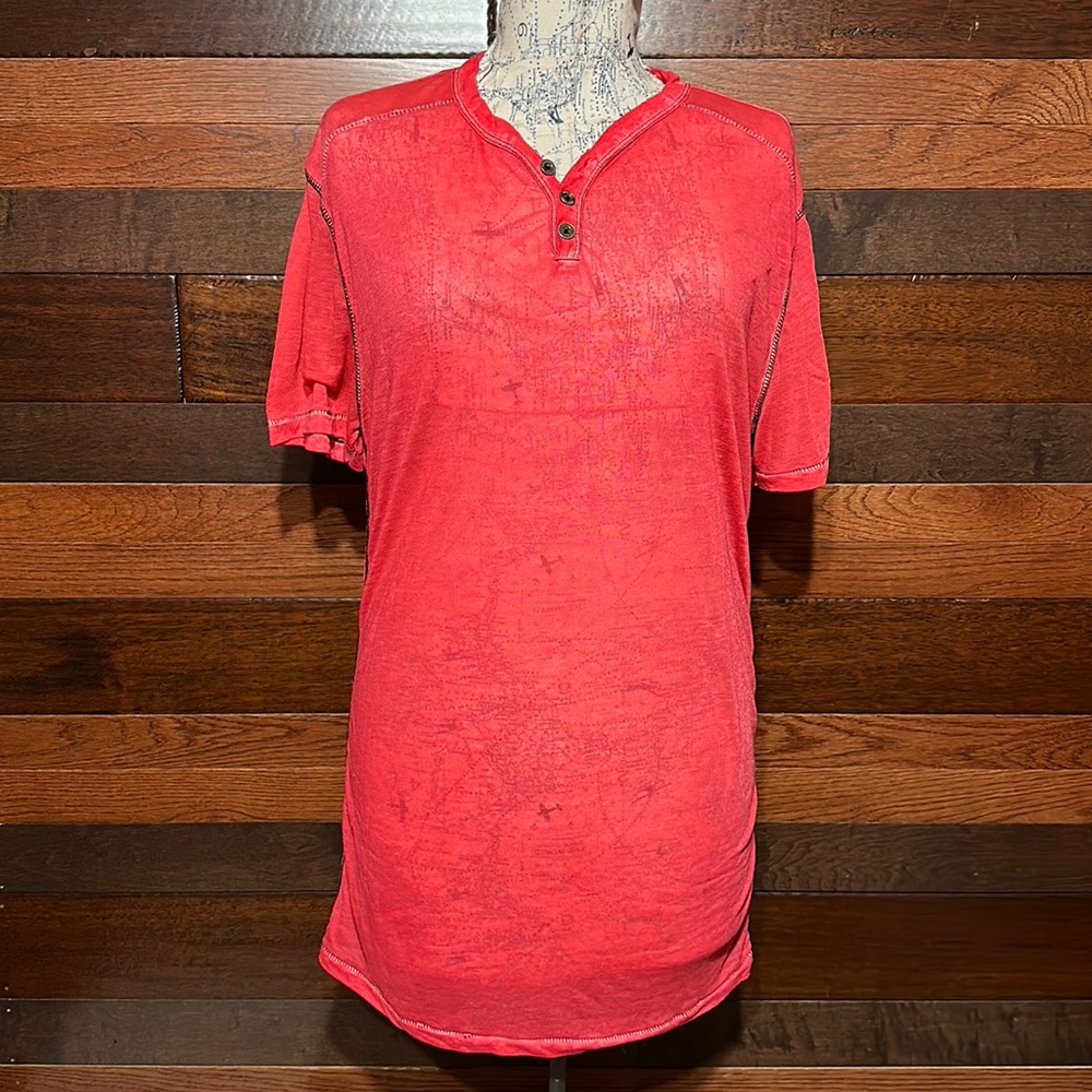Buckle Black Stretchy V Neck Short Sleeve Sheer Red Tee Shirt